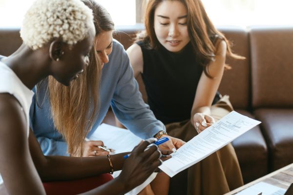 Top 5 des cabinets d’outplacement en 2026 : accompagner la transition professionnelle avec expertise