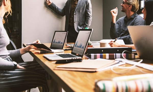 Réussir sa création business : conseils indispensables à connaître